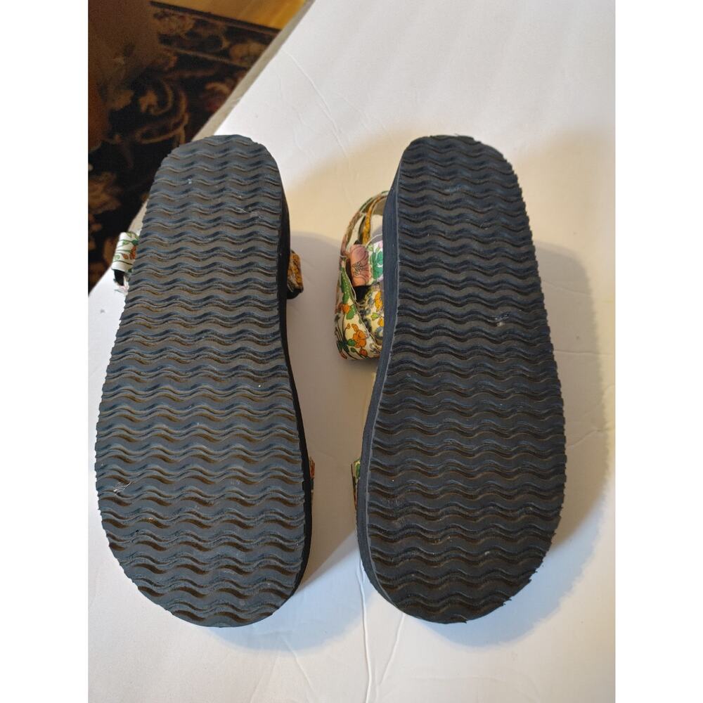 J. Crew Sandals Sporty Strap Velcro Sz 8.5 Floral - Picture 4 of 5